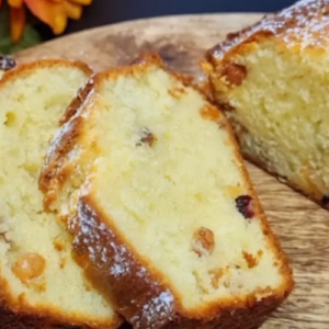 Spectacular pudding with only 2 eggs, very rich and fluffy!