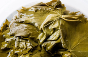 How to Correctly Preserve Grape Leaves in Jars an Old Traditional Recipe