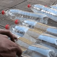 🌟 Heated Garden Beds Using Plastic Bottles – A Real Chance for Early Harvests! 🌟
