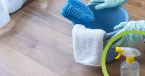 Very Shiny Floor: Use These 2 Ingredients You Already Have in Your Kitchen and It Will Look Brand New